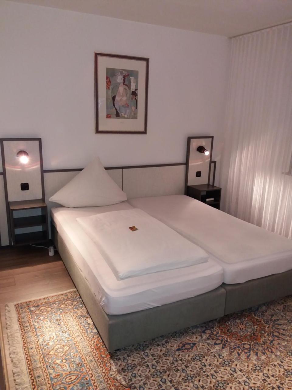 Hotel Aris Зарщед Екстериор снимка