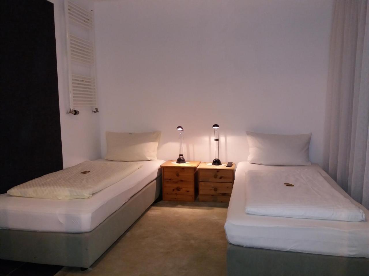 Hotel Aris Зарщед Екстериор снимка