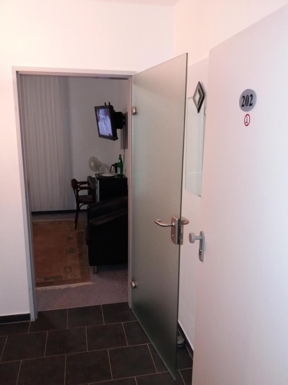 Hotel Aris Зарщед Екстериор снимка
