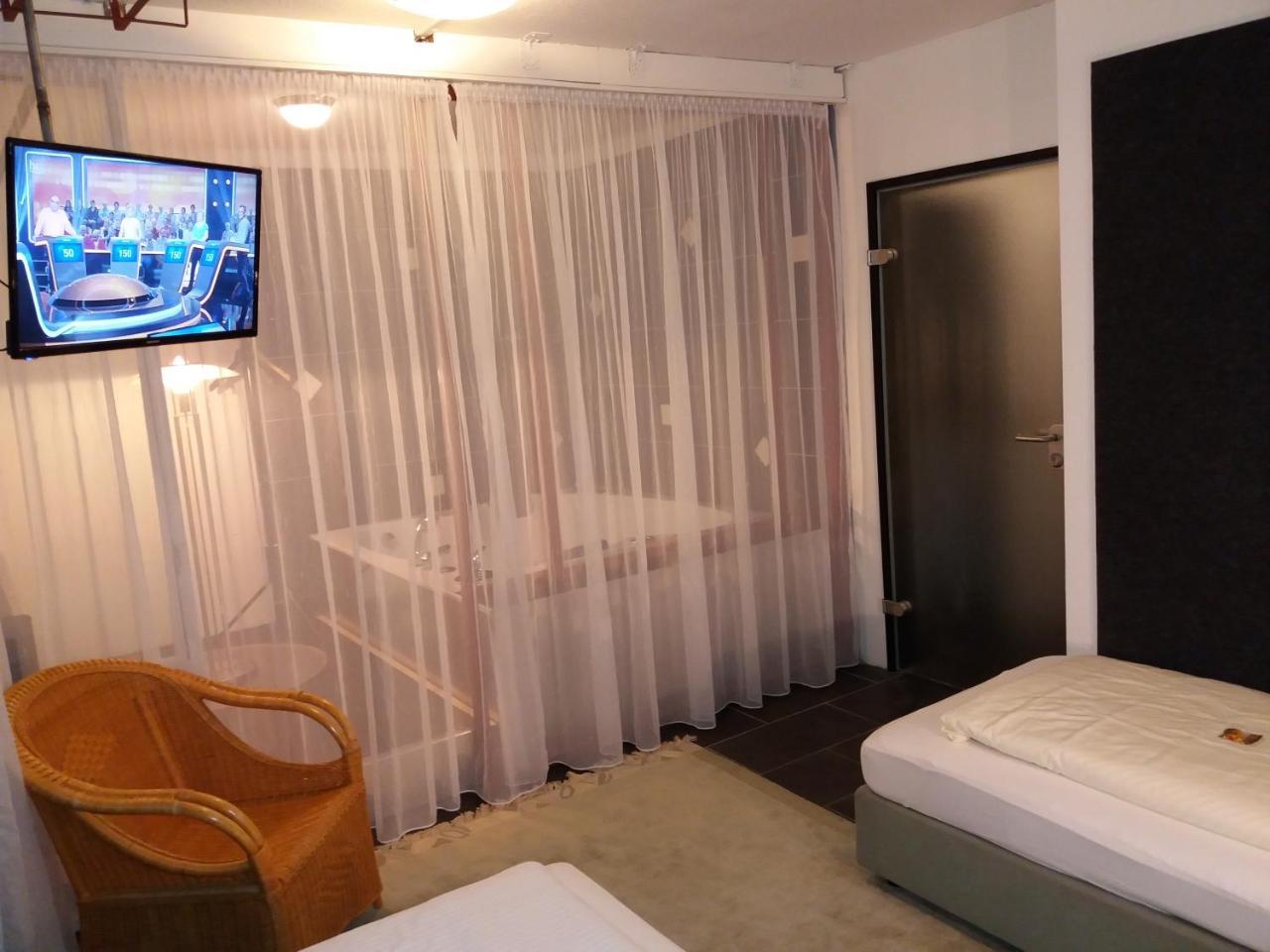 Hotel Aris Зарщед Екстериор снимка
