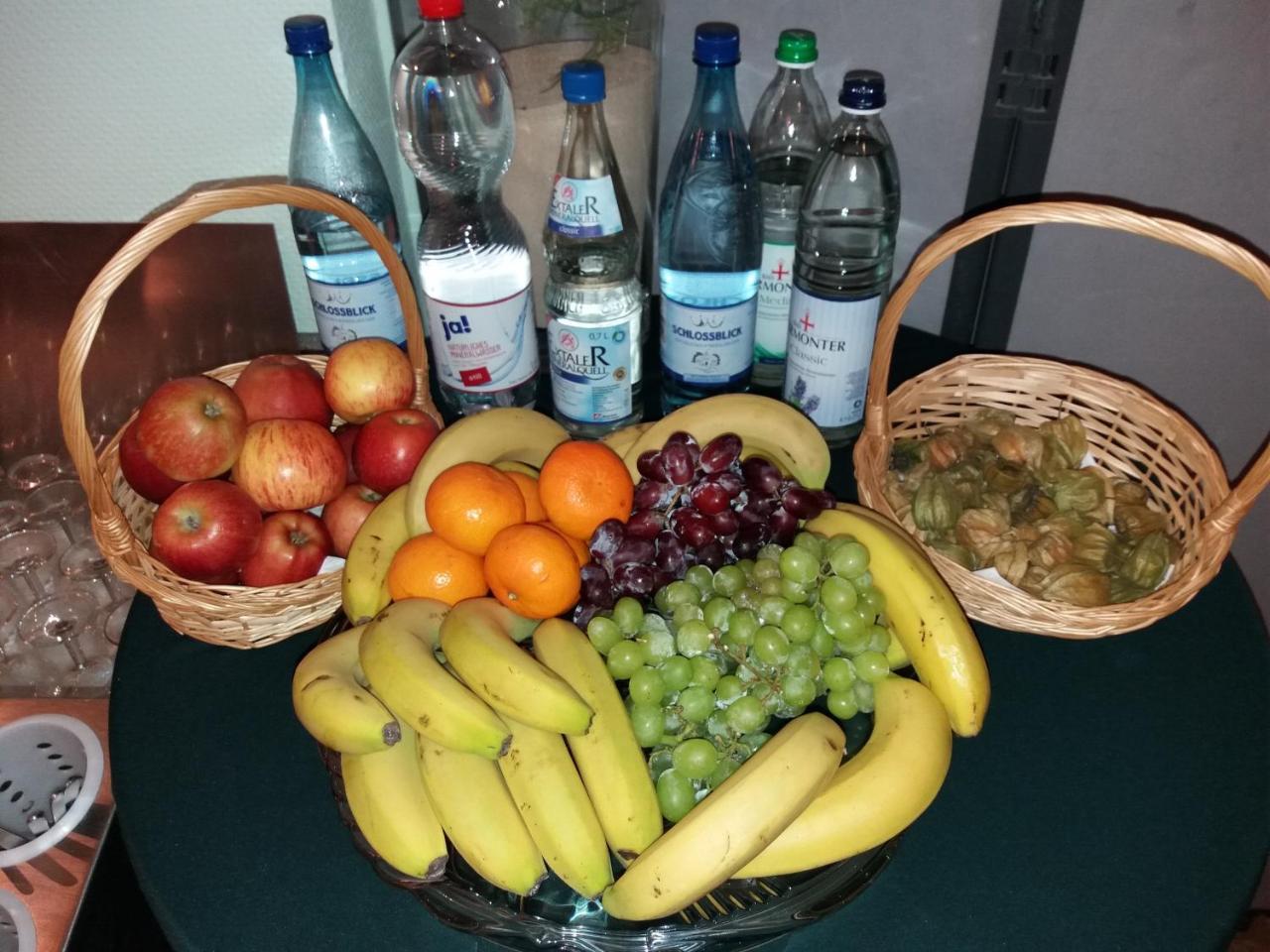 Hotel Aris Зарщед Екстериор снимка